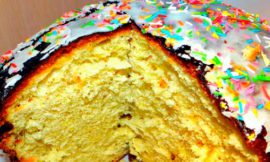 Кулич-с-изюмом-в-мультиварке