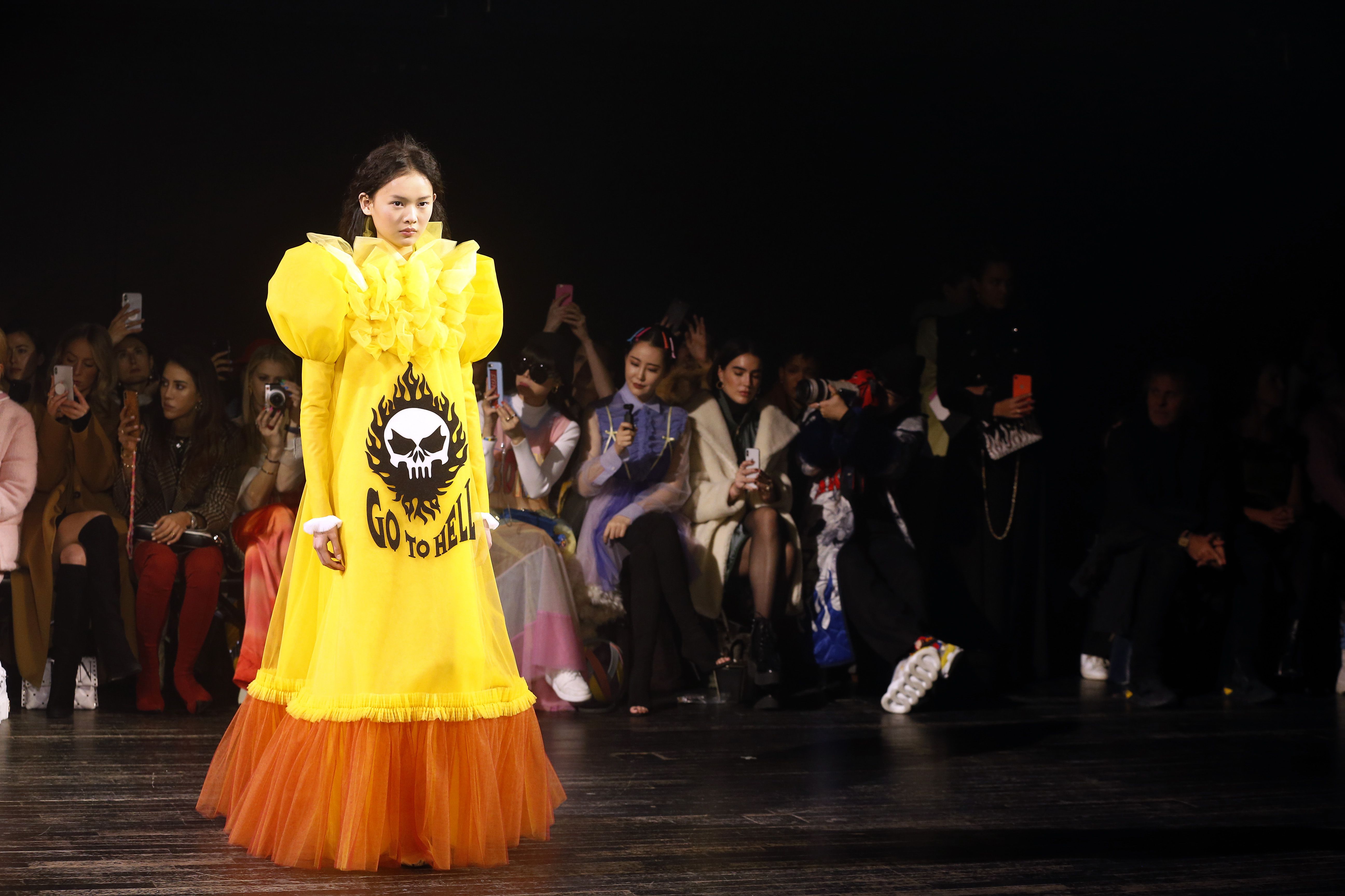 Viktor & Rolf : Runway - Paris Fashion Week - Haute Couture Spring Summer 2019 Viktor & Rolf : Runway - Paris Fashion Week - Haute Couture Spring Summer 2019