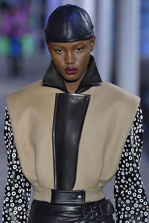 Louis Vuitton - Runway - Paris Fashion Week Womenswear Fall/Winter 2019/2020