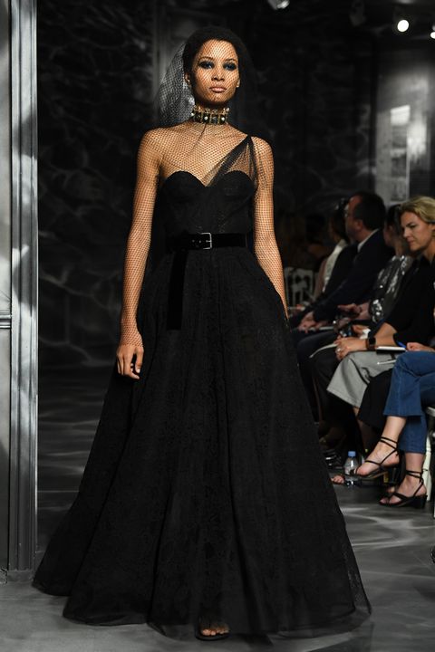 Christian Dior : Runway - Paris Fashion Week - Haute Couture Fall/Winter 2019/2020 Christian Dior : Runway - Paris Fashion Week - Haute Couture Fall/Winter 2019/2020