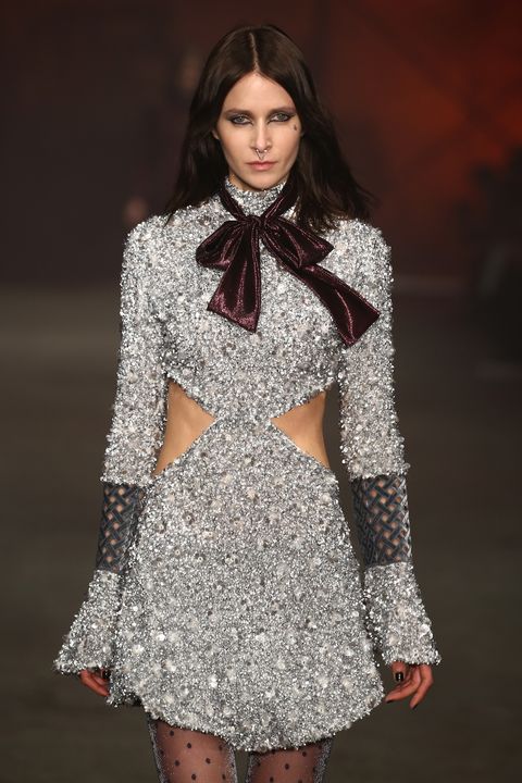 Raisa & Vanessa Sason Runway - Mercedes-Benz Fashion Week Istanbul Autumn/Winter 2016 Raisa & Vanessa Sason Runway - Mercedes-Benz Fashion Week Istanbul Autumn/Winter 2016