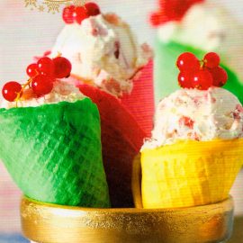Вафельные-рожки-с-кремом-и-мясными-деликатесами