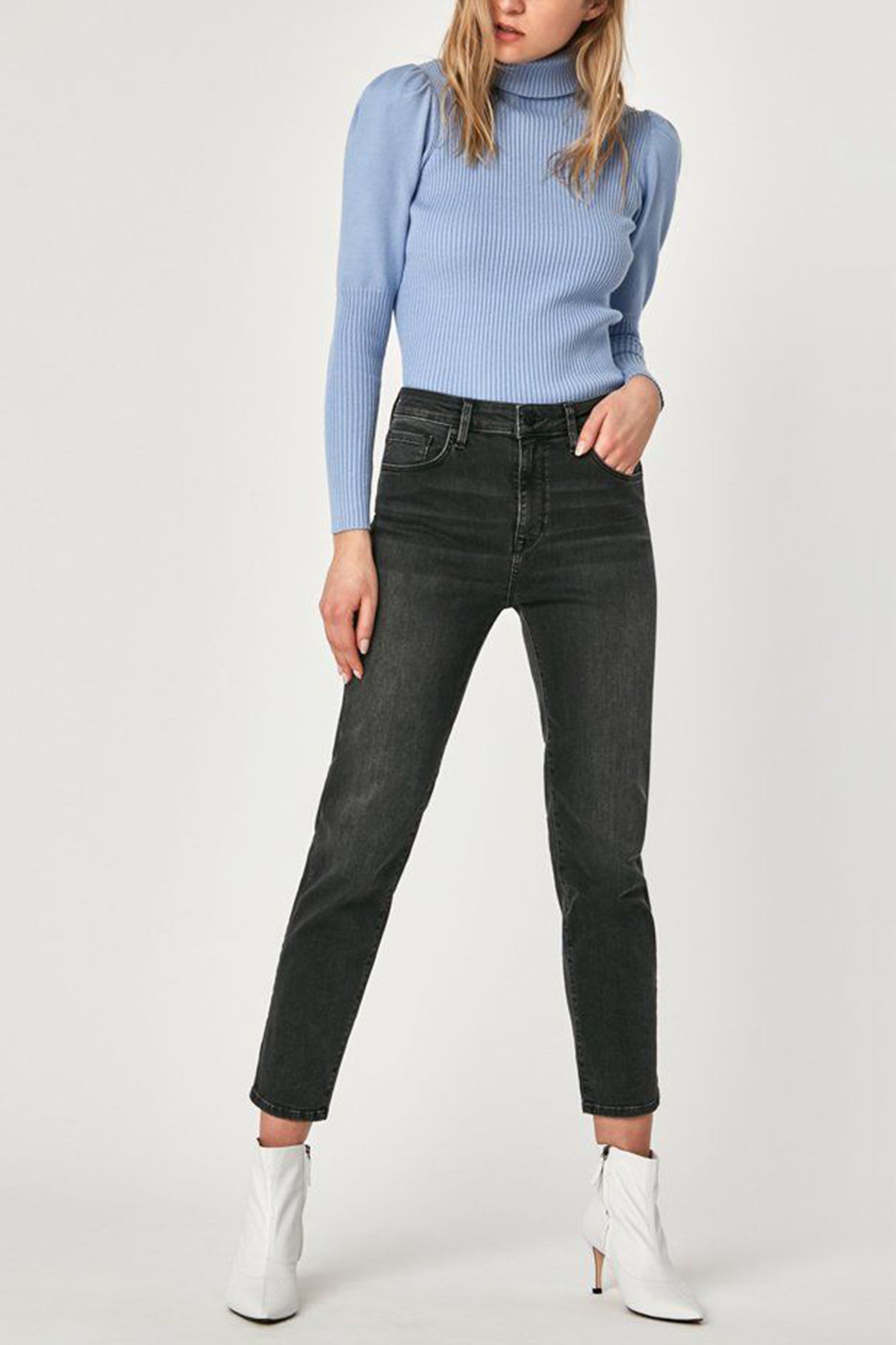 Lea Straight-Leg Jeans Lea Straight-Leg Jeans