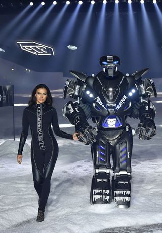 Irina Shayk - Philipp Plein - Runway - February 2018 - New York Fashion Week: The Shows irina shayk philipp plein runway february 2018 new york fashion week