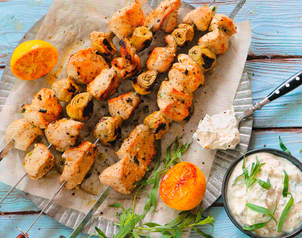 КУРИНЫЕ ШАШЛЫЧКИ С МАРИНОВАННЫМ АРТИШОКОМ КУРИНЫЕ ШАШЛЫЧКИ С МАРИНОВАННЫМ АРТИШОКОМ
