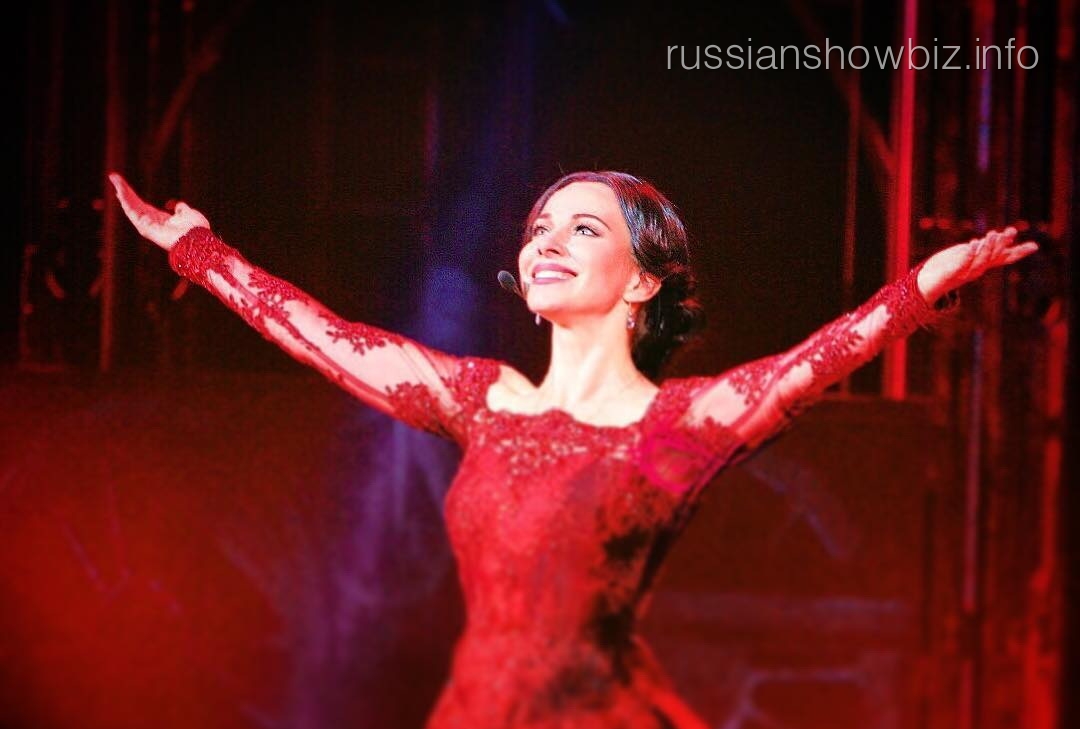 Екатерина Гусева «зажгла» на премьере «Анны Карениной»