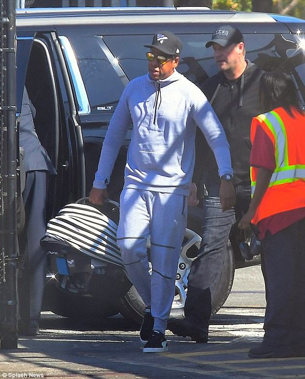 Бейосе и Jay-Z впервые были замечены со всеми своими детьми вместе