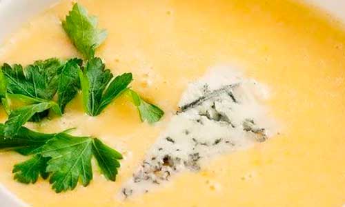 Куриный-суп-с-сыром-и-желтком Куриный суп