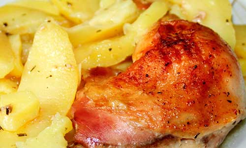 Курица-отварная-жареная-с-картофелем Курица отварная жареная