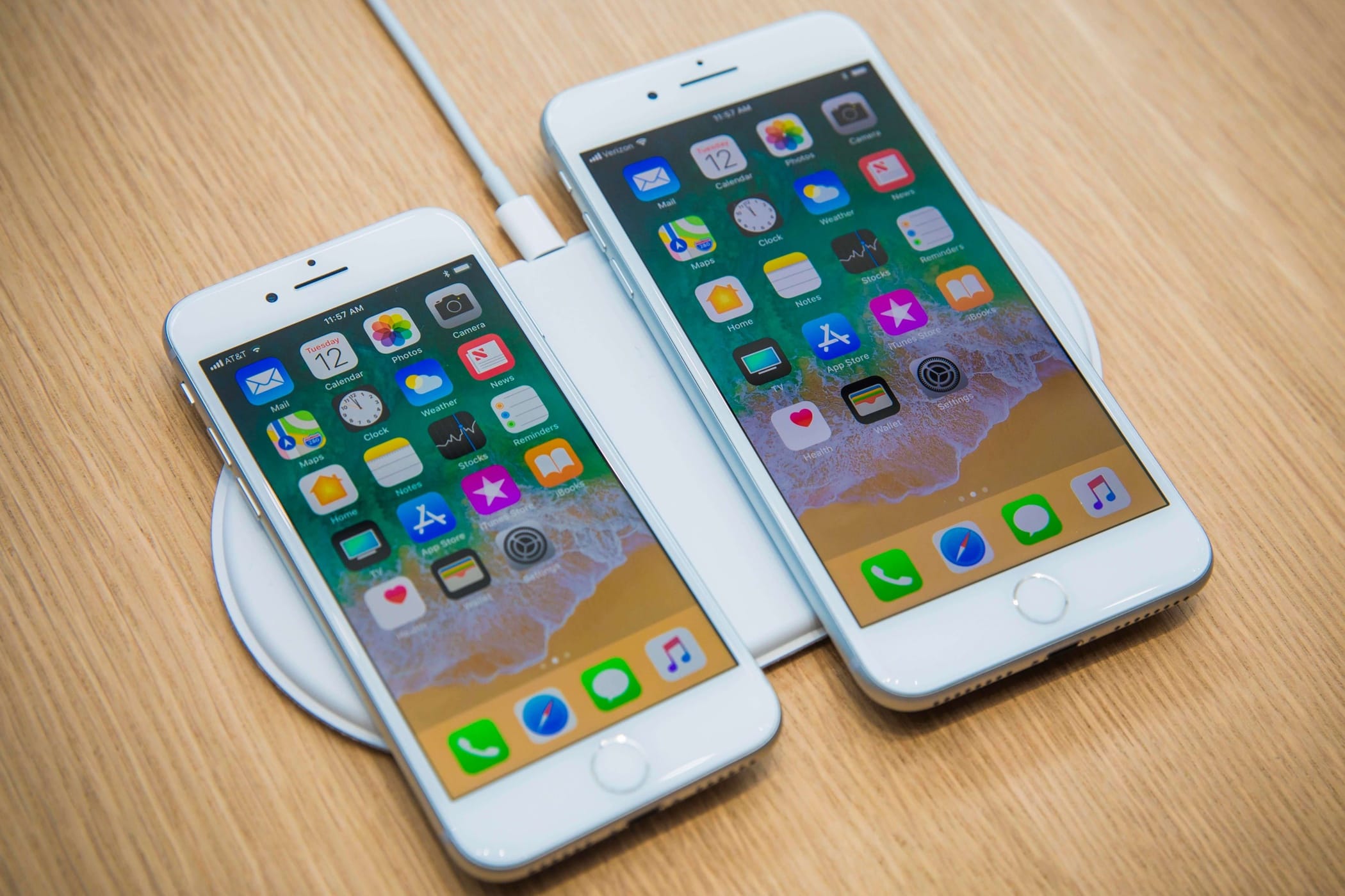 iPhone 8 и iPhone 8 Plus цена где купить гаджет. Последние подробности.