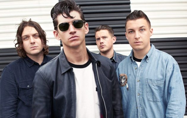 Британская группа Arctic Monkeys впервые за три года выступит на сцене