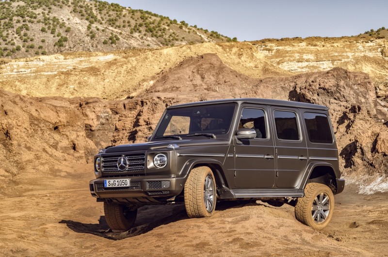 Mercedes-Benz представил новый внедорожник G-Класса, на котором комфортно путешествовать даже по бездорожью