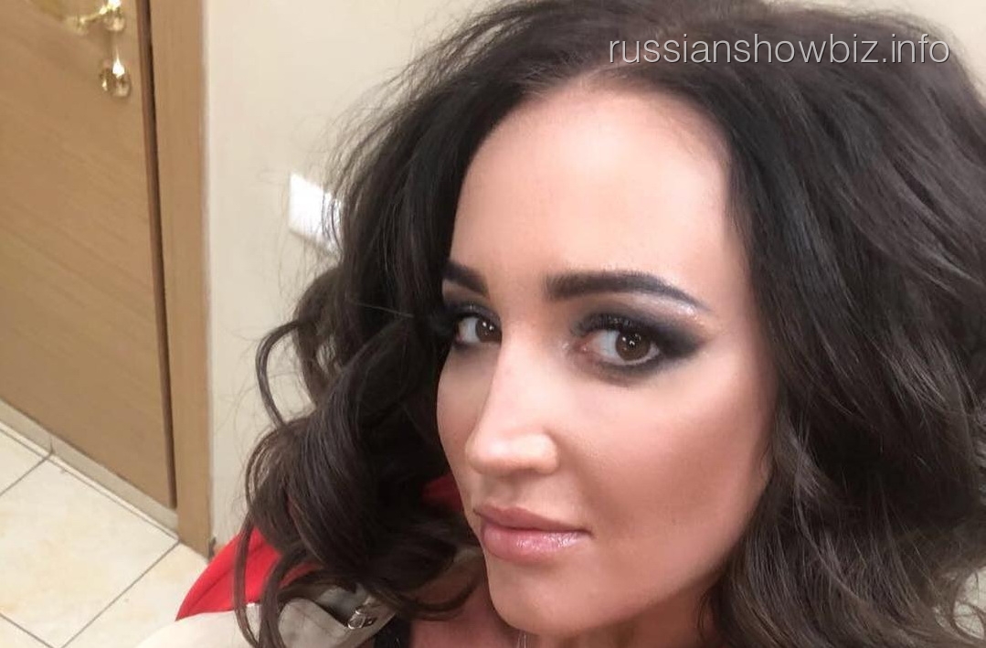 Бузова показала фото в душе