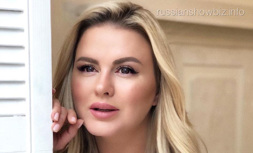 Семенович откровенно рассказала о своих странностях