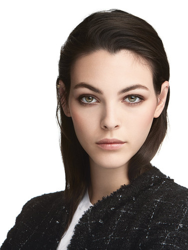 Chanel представили новую линию тональных средств Le Teint Ultra