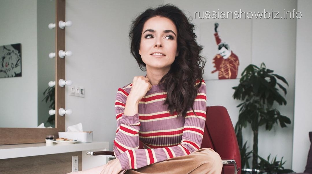 Ирена Понарошку боится заразить своих коллег