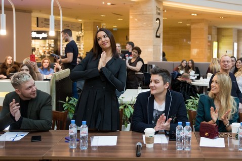 Мисс Россия-2018 придет в гости к «Красавцам Love Radio»