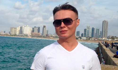 «Счастливы-вместе»-Александр-Исаков