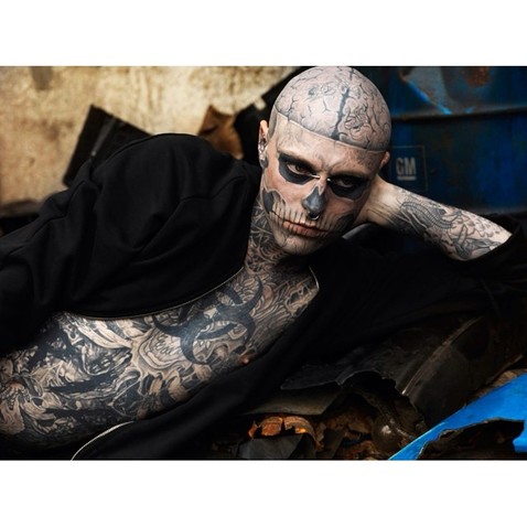 Канадский манекенщик Zombie Boy, ставший известным благодаря клипу Леди Гаги, покончил с собой