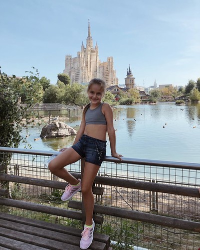 «Супермодель растет»: 6-летняя дочь Орбакайте удивила фолловеров мамы длинными ногами