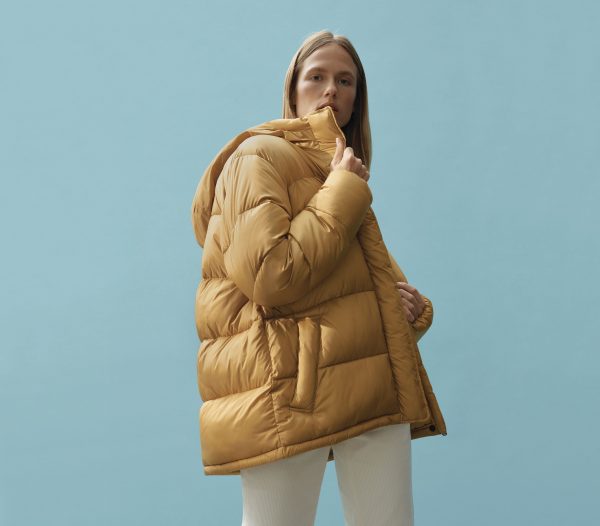 Идеальный Новый Everlane по пуховик выполнен из пластиковых бутылок
