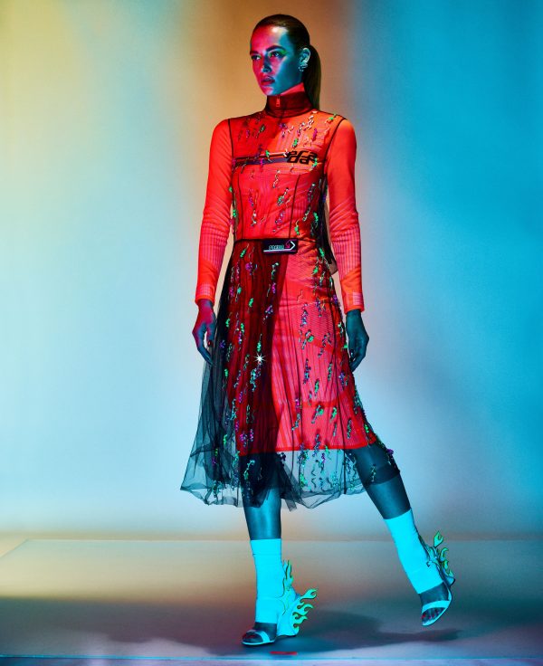 Редакция журнала Elle: зажечь ночь