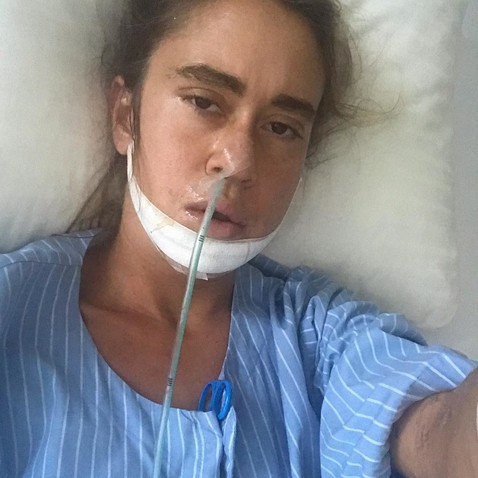 Дочь Любови Успенской показала пугающее фото с больничной койки и ответила хейтерам