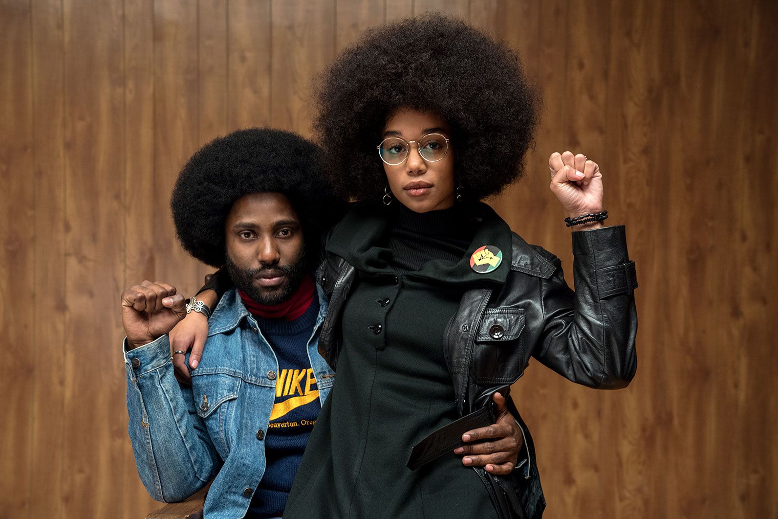 Лаура Харриер переговоры <i>BlacKkKlansman</i>, коктейли, и красный ковер стиль