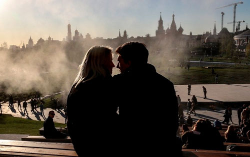 Секс-в-парке-Зарядье