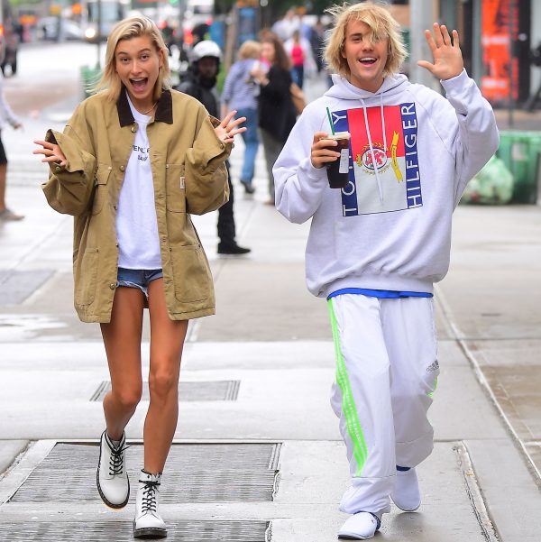 Джастин Бибер и Хейли Болдуин являются доказательством истинной любви, одетые в одинаковые тренировочные