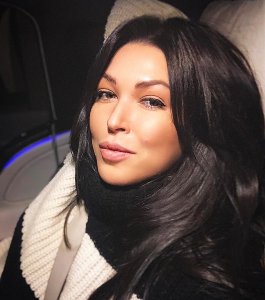 Ирина Дубцова исполнила мечту сына, снова став блондинкой