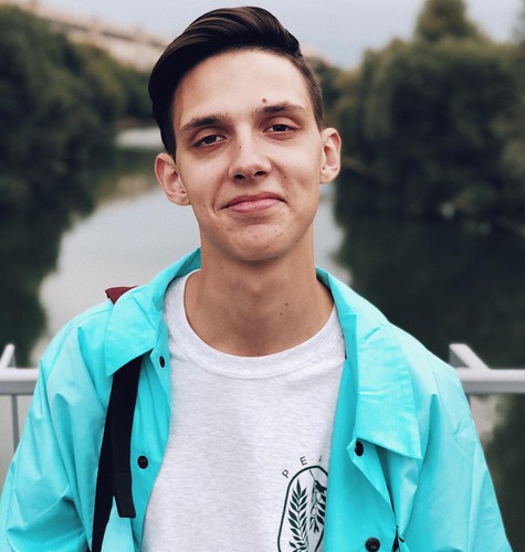 СМИ: кумир молодежи Тима Белорусских стал отцом в 16 лет