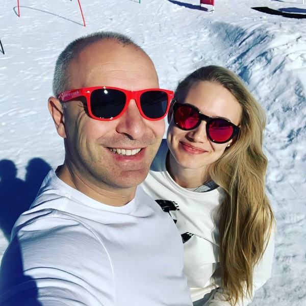 Оксана Акиньшина обрадовала поклонников, выложив фото с мужем