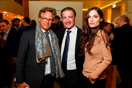 ST-JAMES-В-СТОЛЕШНИКОВОМ-ПЕРЕУЛКЕ