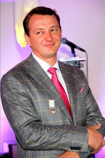 Марат Башаров был замечен с новой девушкой