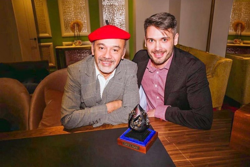 Christian Louboutin посвятит коллекцию колориту и традициям хантов