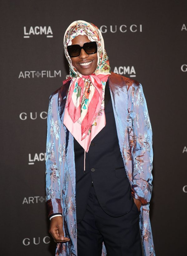 Слава Богу, этот стиль трюк находится в тренде, потому что голова-пот