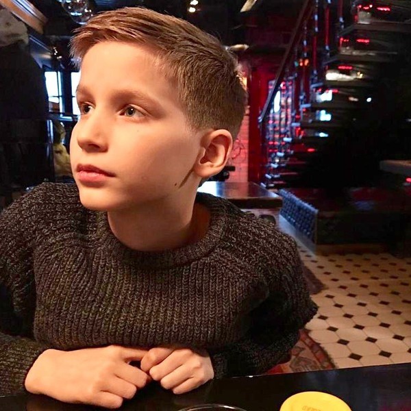 «Мои двери для тебя открыты»: отец Децла поздравил внука с 14-летием