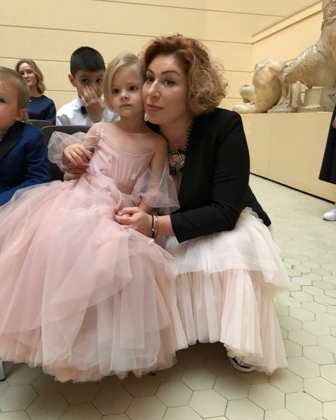 Симона Юнусова поведала о своем первом сексуальном опыте в 15 лет