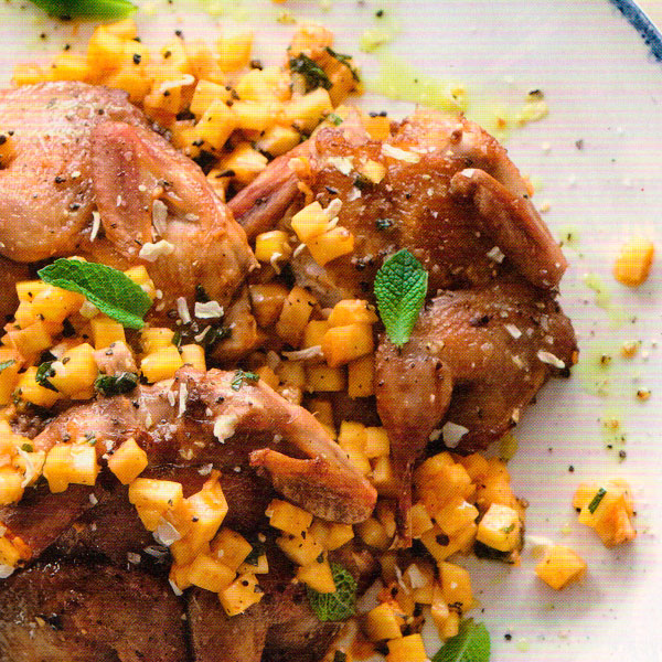 ZAPECHENNYE-PEREPELKI-S-OSTROJ-SAL’SOJ-IZ-MANGO