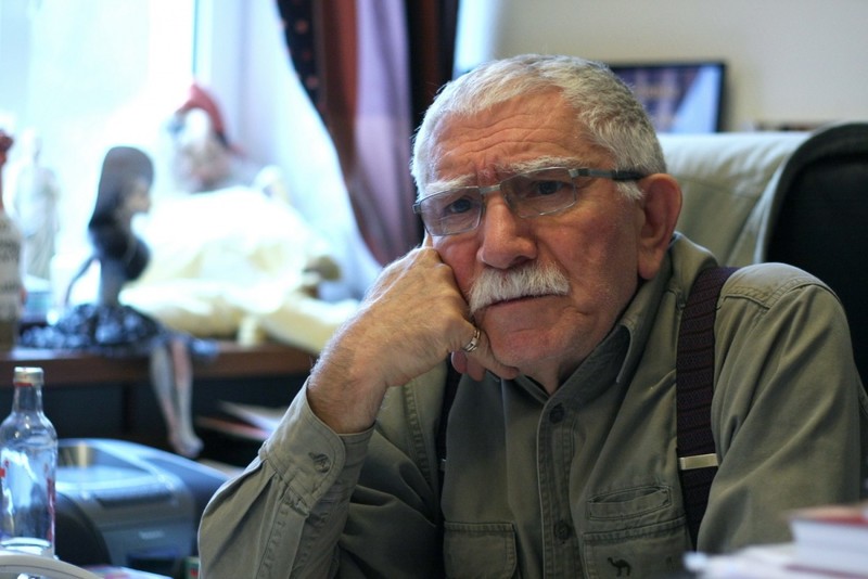 83-летний Армен Джигарханян экстренно госпитализирован в тяжелом состоянии