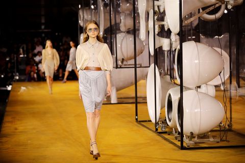 Все, что нужно знать о Burberry Весна 2020 показать