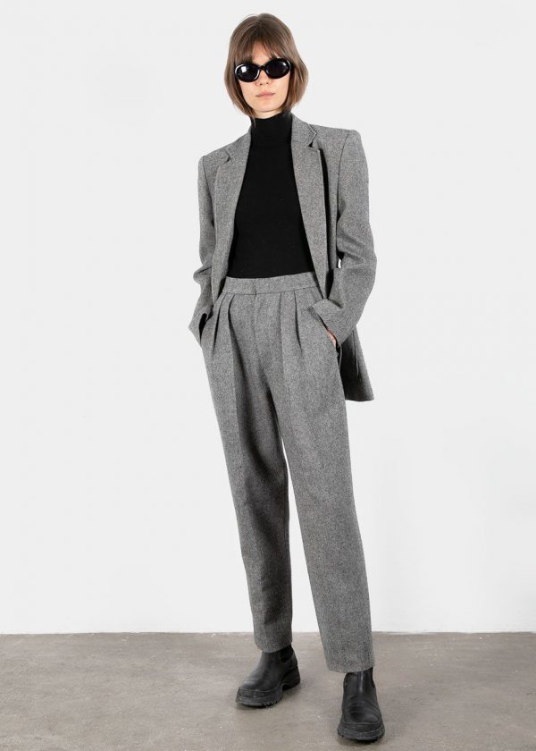 Я только хочу одеваться, как Берни Сандерс отныне