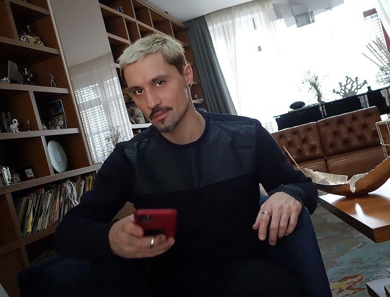 «Внутри пожар, сходишь с ума»: Дима Билан впервые рассказал о двух выкидышах своей возлюбленной