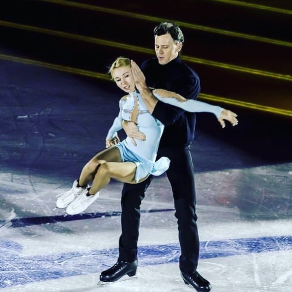 Татьяна Тотьмянина вышла на лед в чемпионском платье 15-летней давности