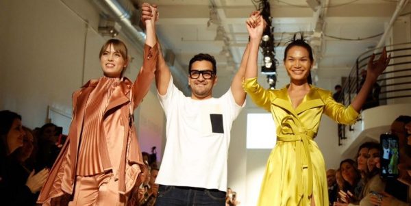 <i>Проект Подиум</i> сезон 17 победитель Себастьян серый дебютирует на Нью-Йоркской Неделе моды