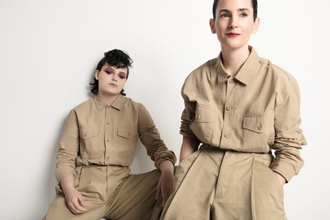 Карла Уэлч Получает Персональную Для Второго Сотрудничестве С Докерами