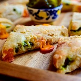 Песочные-сконы-с-сыром-и-перцем Песочные сконы с сыром и перцем
