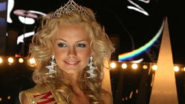 Очевидцы сообщают Рѕ задержании бывшей «РњРёСЃСЃ Беларусь» РІ РњРёРЅСЃРєРµ