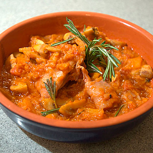 Курица-Каччиаторе-с-чечевицей Курица-Каччиаторе